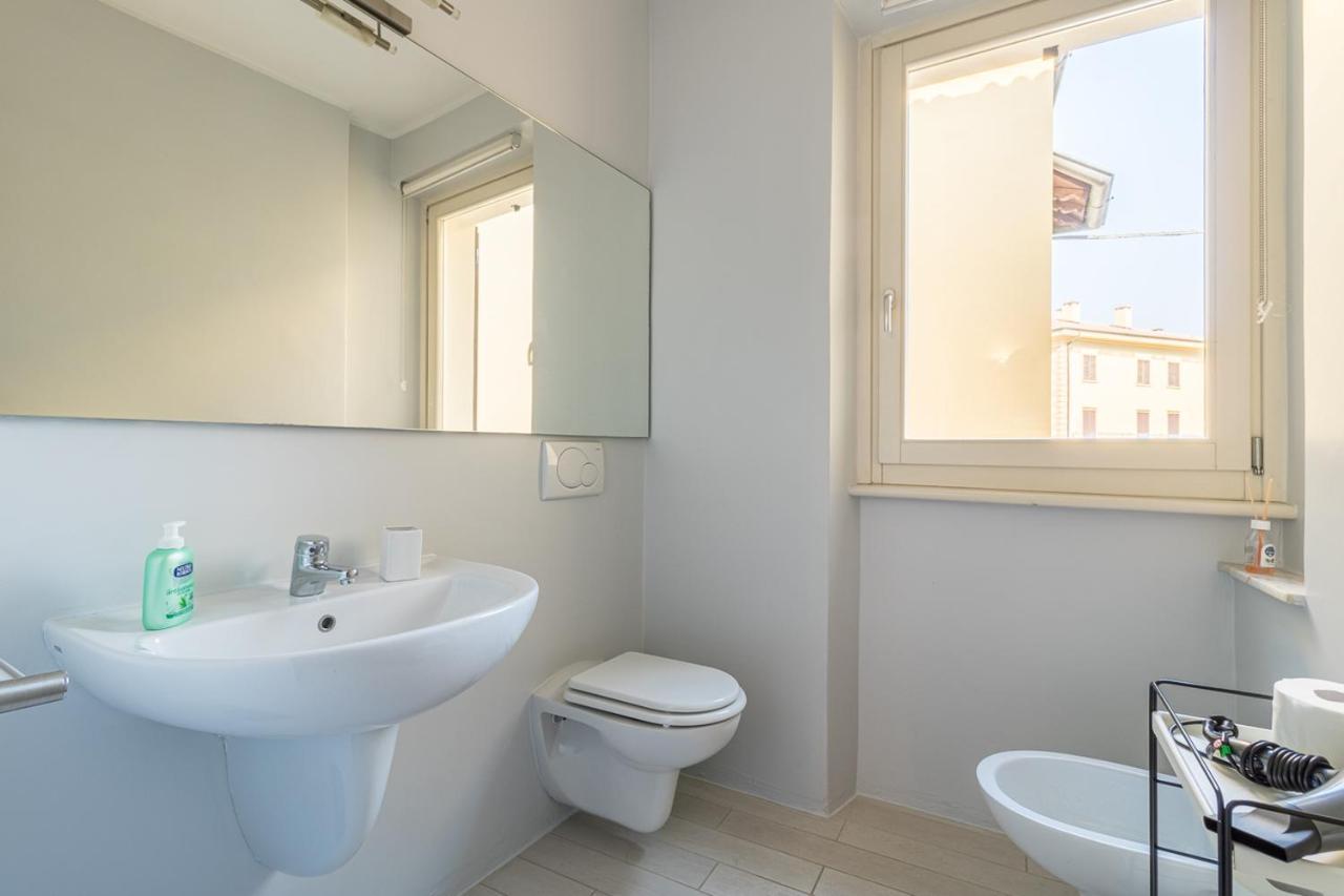Apartment Delle Rose - Menaggio Luaran gambar